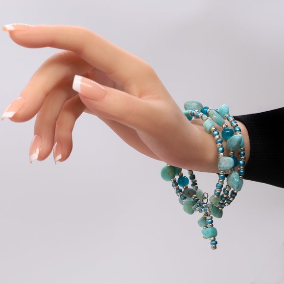 Memory wire Turquoise bracelet with seed beads and hanging accents. - Picture 7 of 8